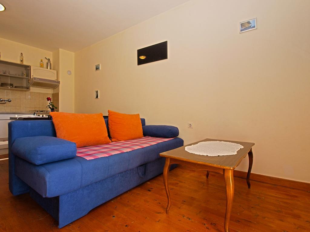 Apartments Antica Pula Buitenkant foto