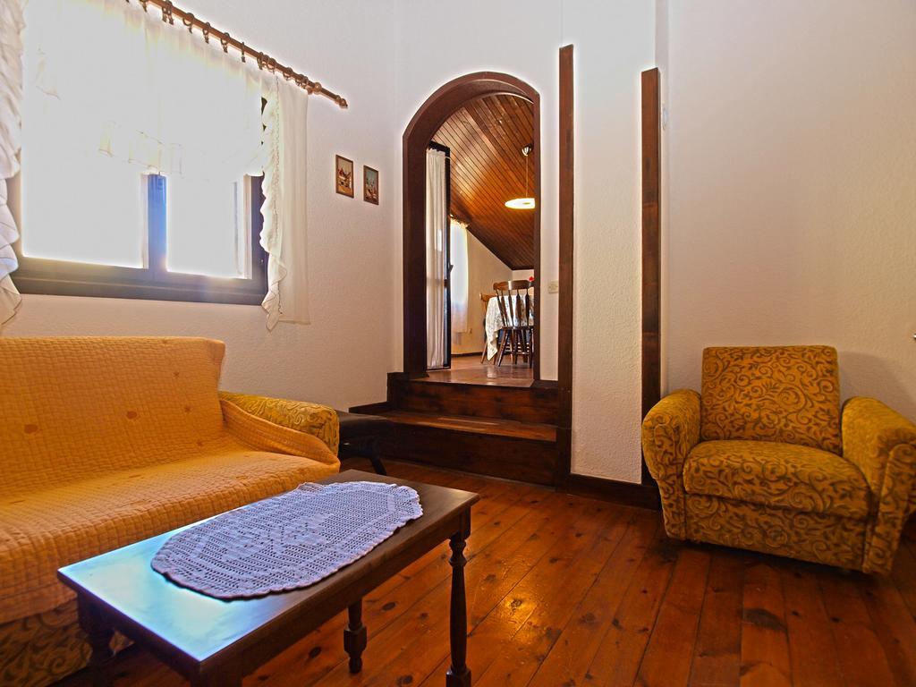Apartments Antica Pula Buitenkant foto
